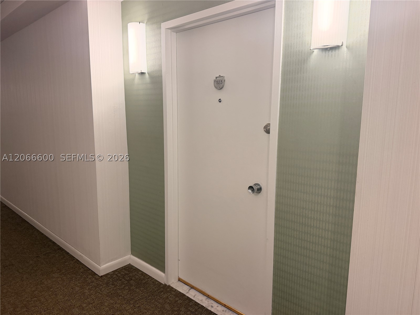 900 Bay Dr #523, Miami Beach FL 33141