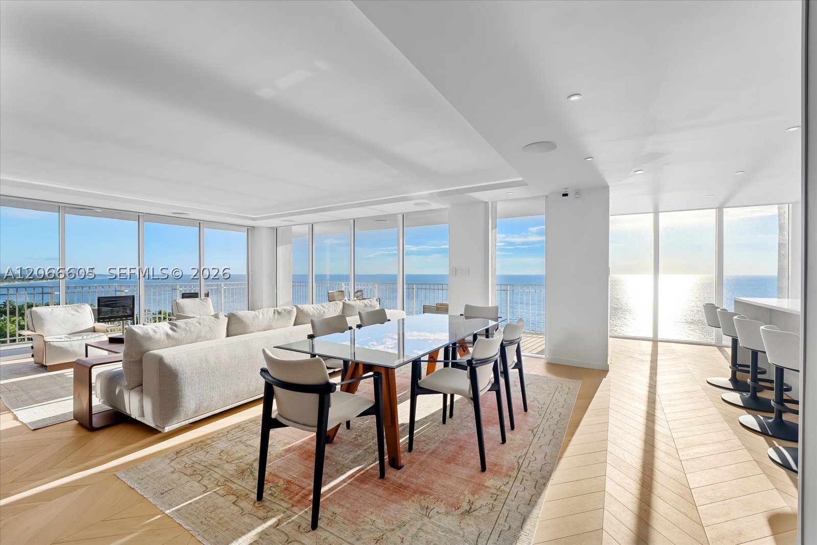 881 Ocean Dr #11H, Key Biscayne FL 33149