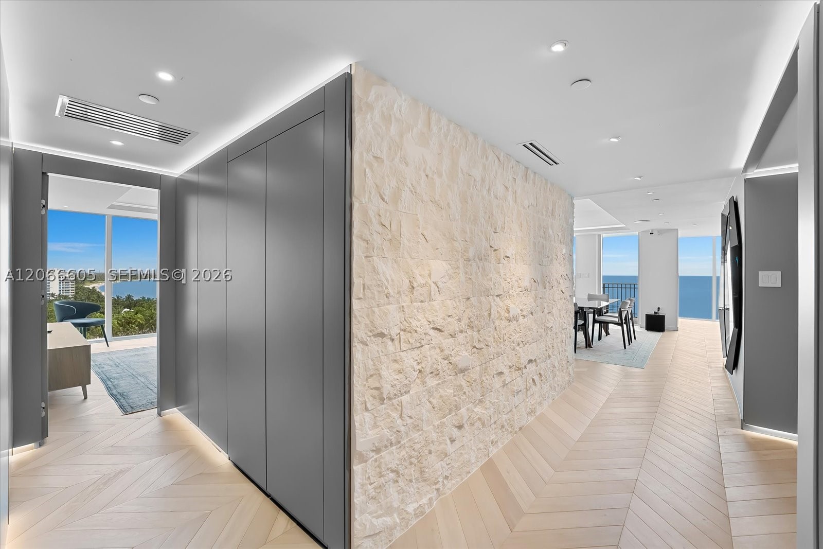 881 Ocean Dr #11H, Key Biscayne FL 33149