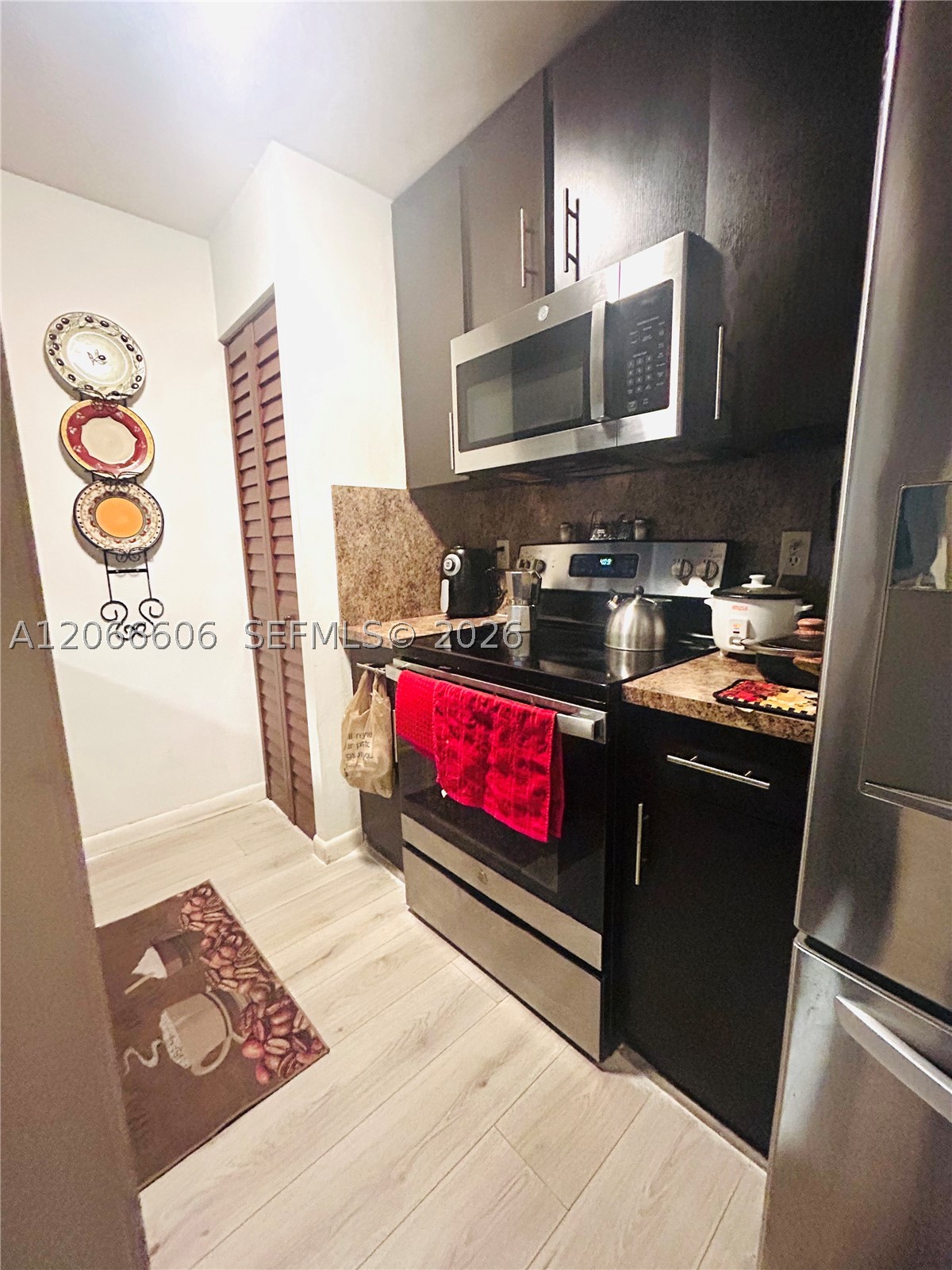 9702 Hammocks Blvd #203, Miami FL 33196