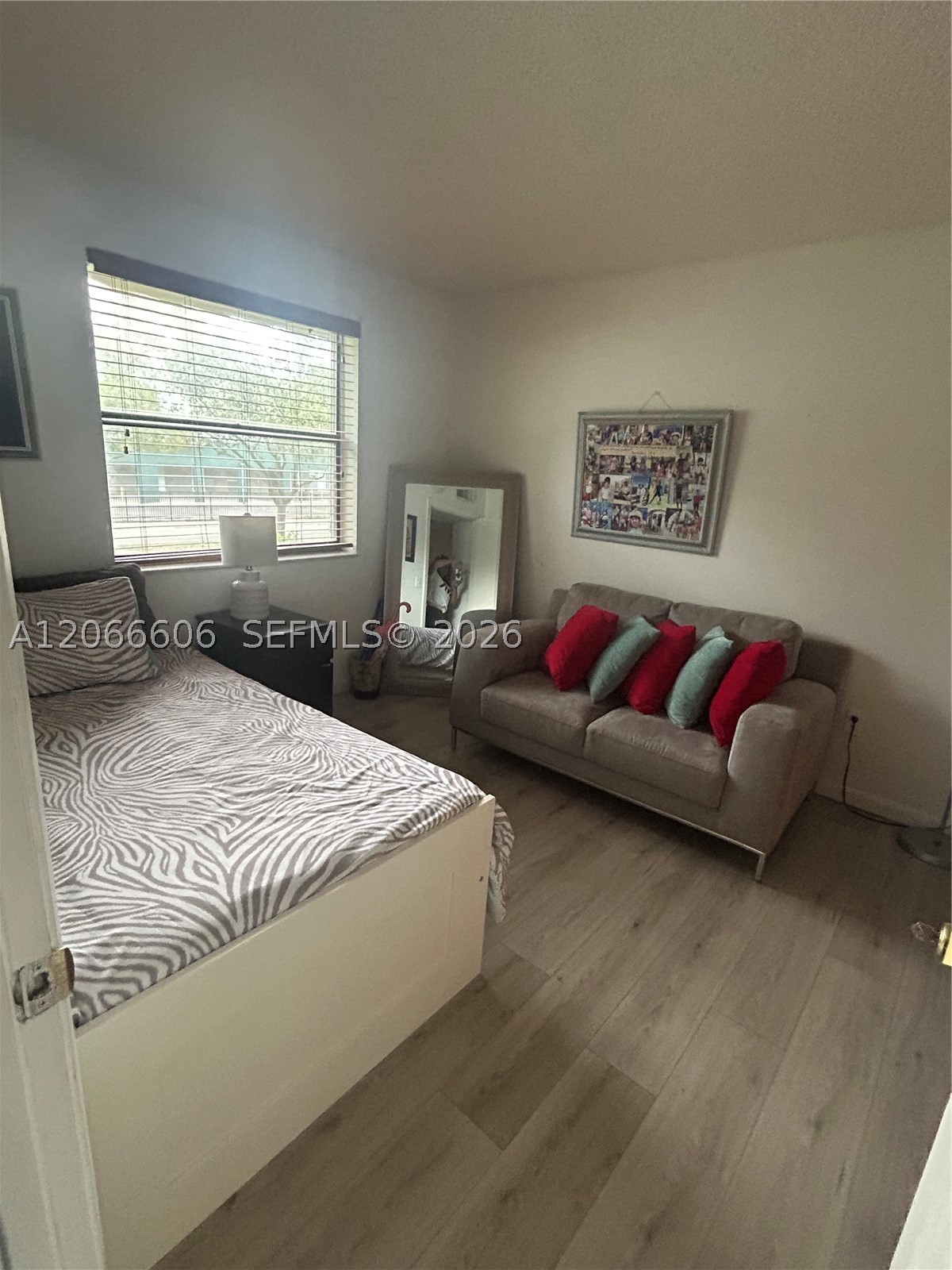 9702 Hammocks Blvd #203, Miami FL 33196