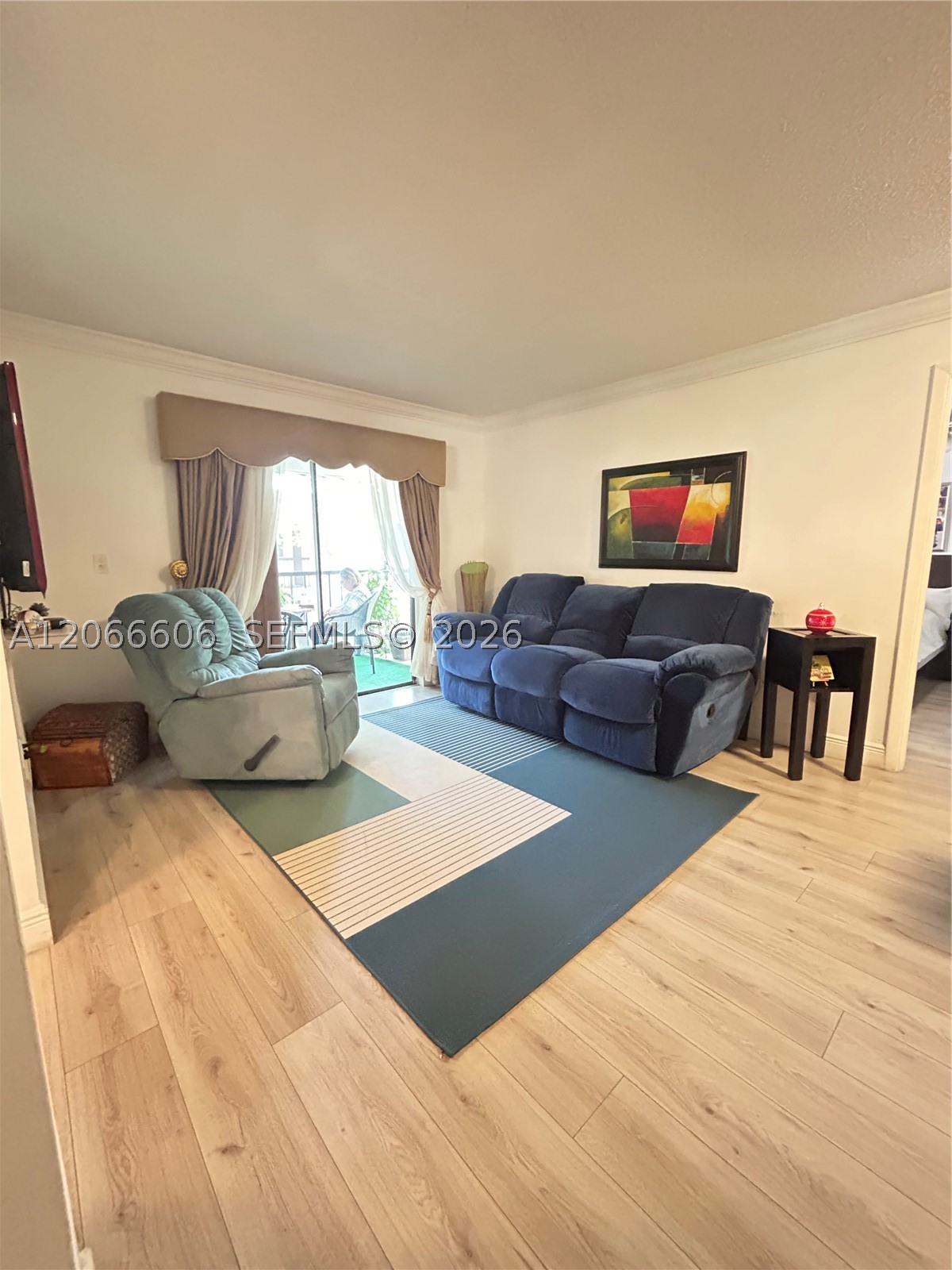 9702 Hammocks Blvd #203, Miami FL 33196