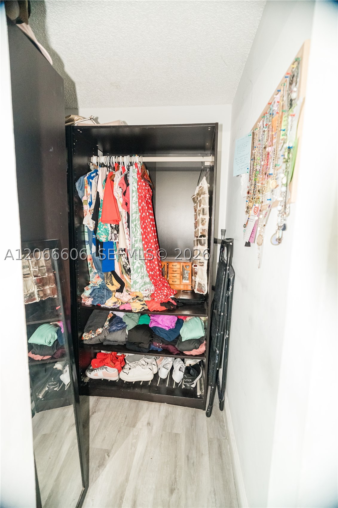 9702 Hammocks Blvd #203, Miami FL 33196