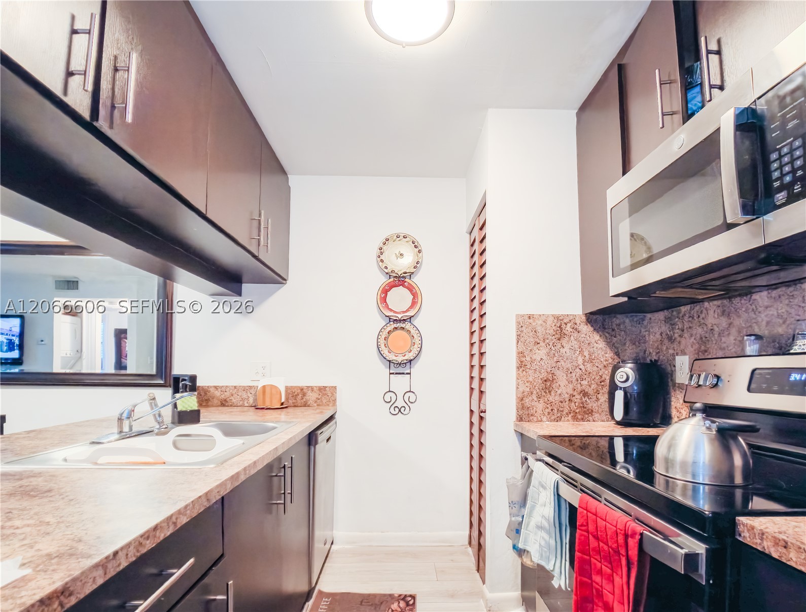 9702 Hammocks Blvd #203, Miami FL 33196