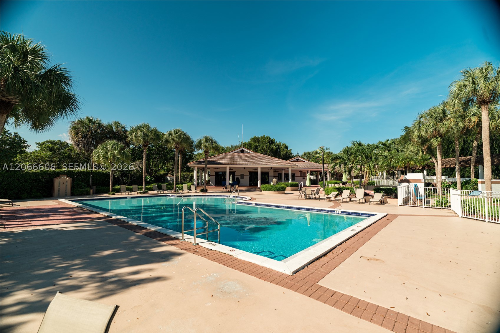 9702 Hammocks Blvd #203, Miami FL 33196