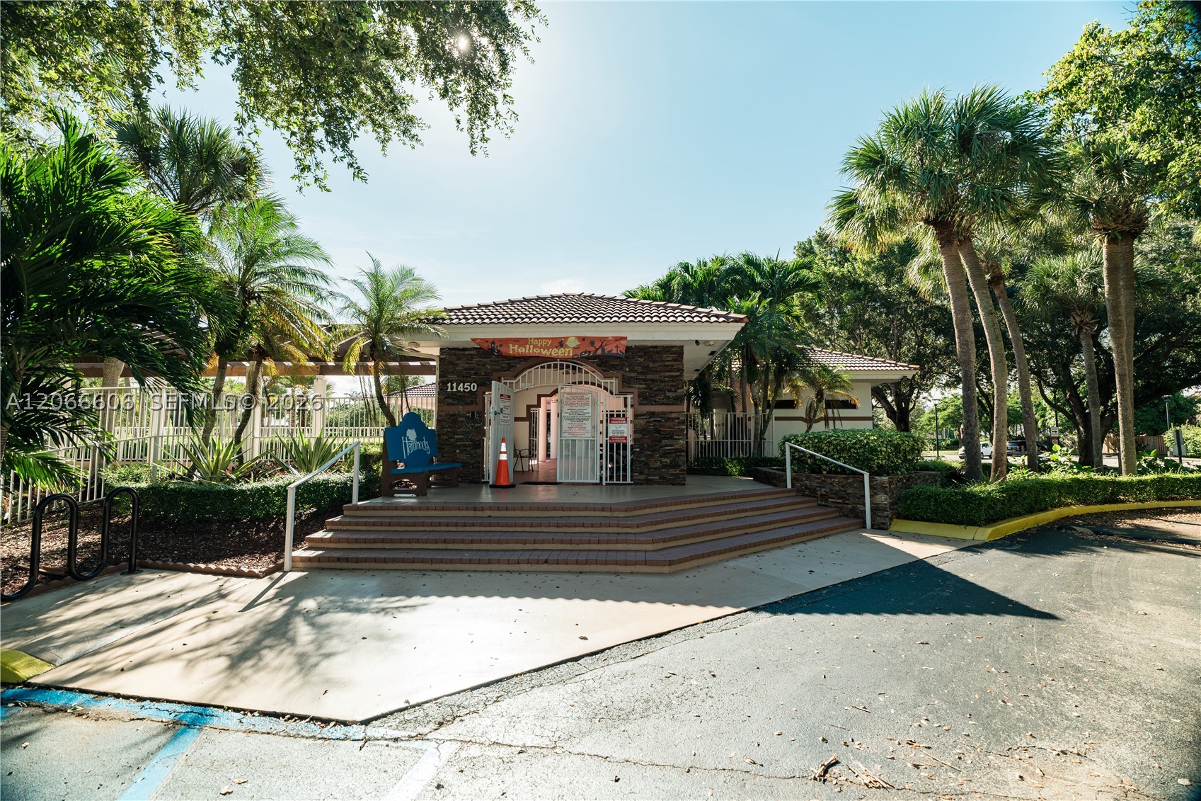 9702 Hammocks Blvd #203, Miami FL 33196