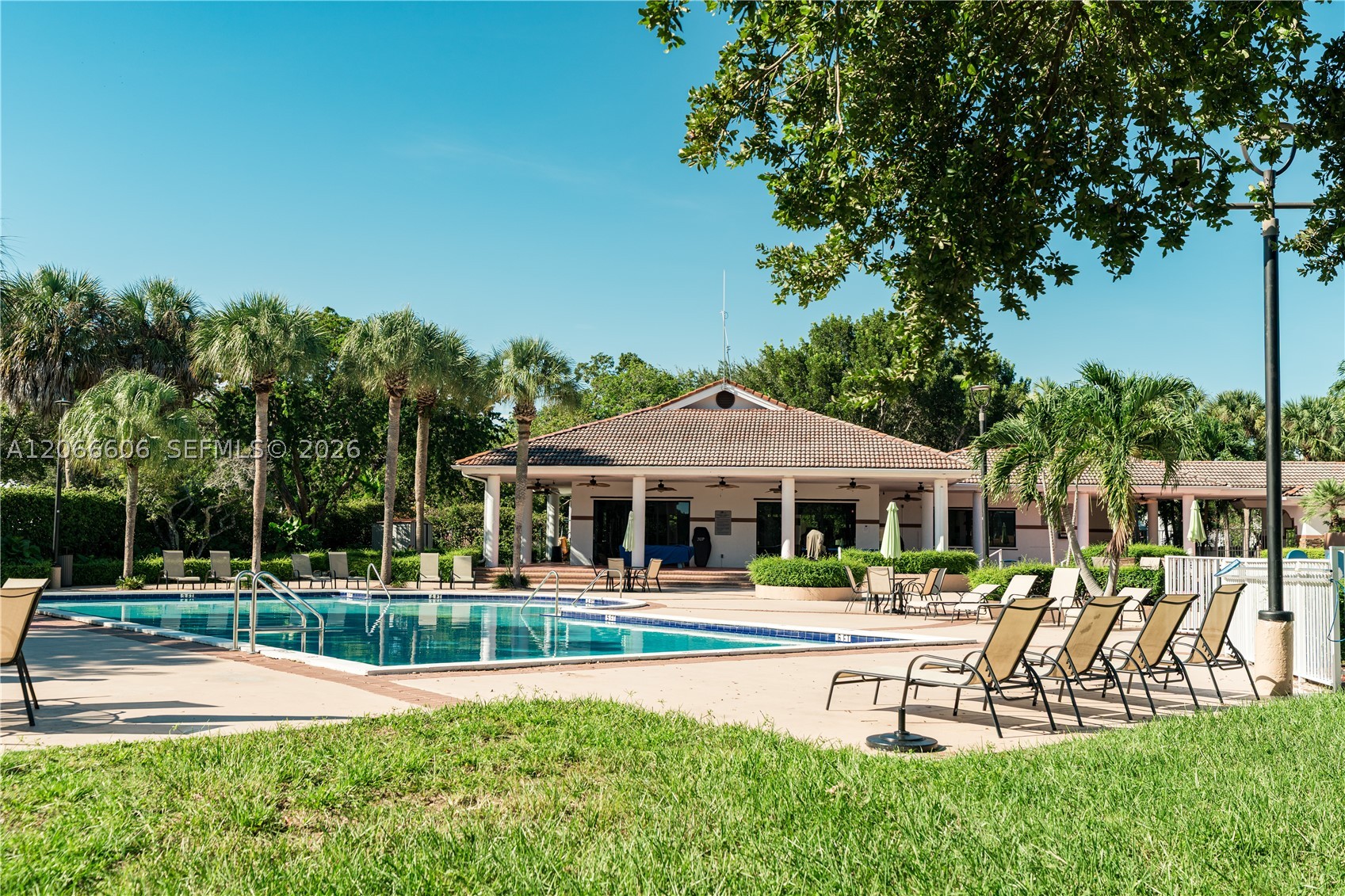 9702 Hammocks Blvd #203, Miami FL 33196