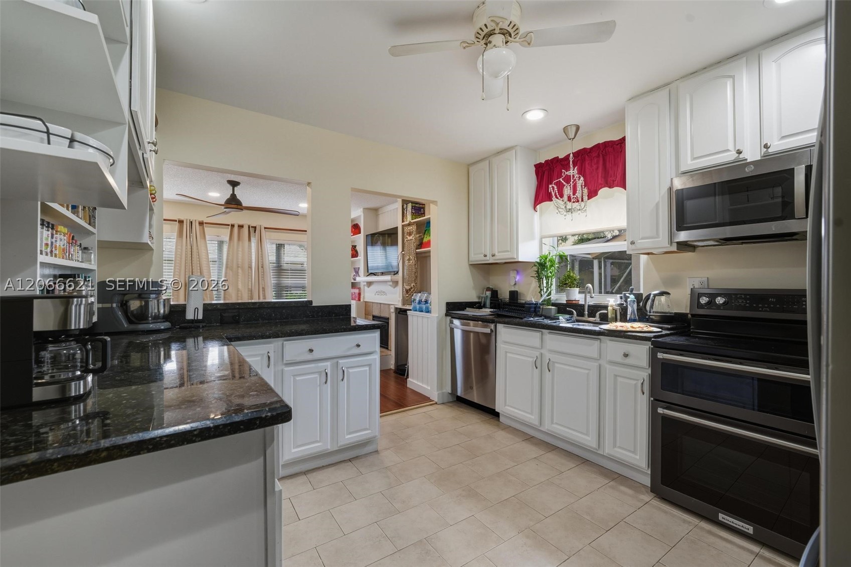10308 Greenbriar Ct, Boca Raton FL 33498