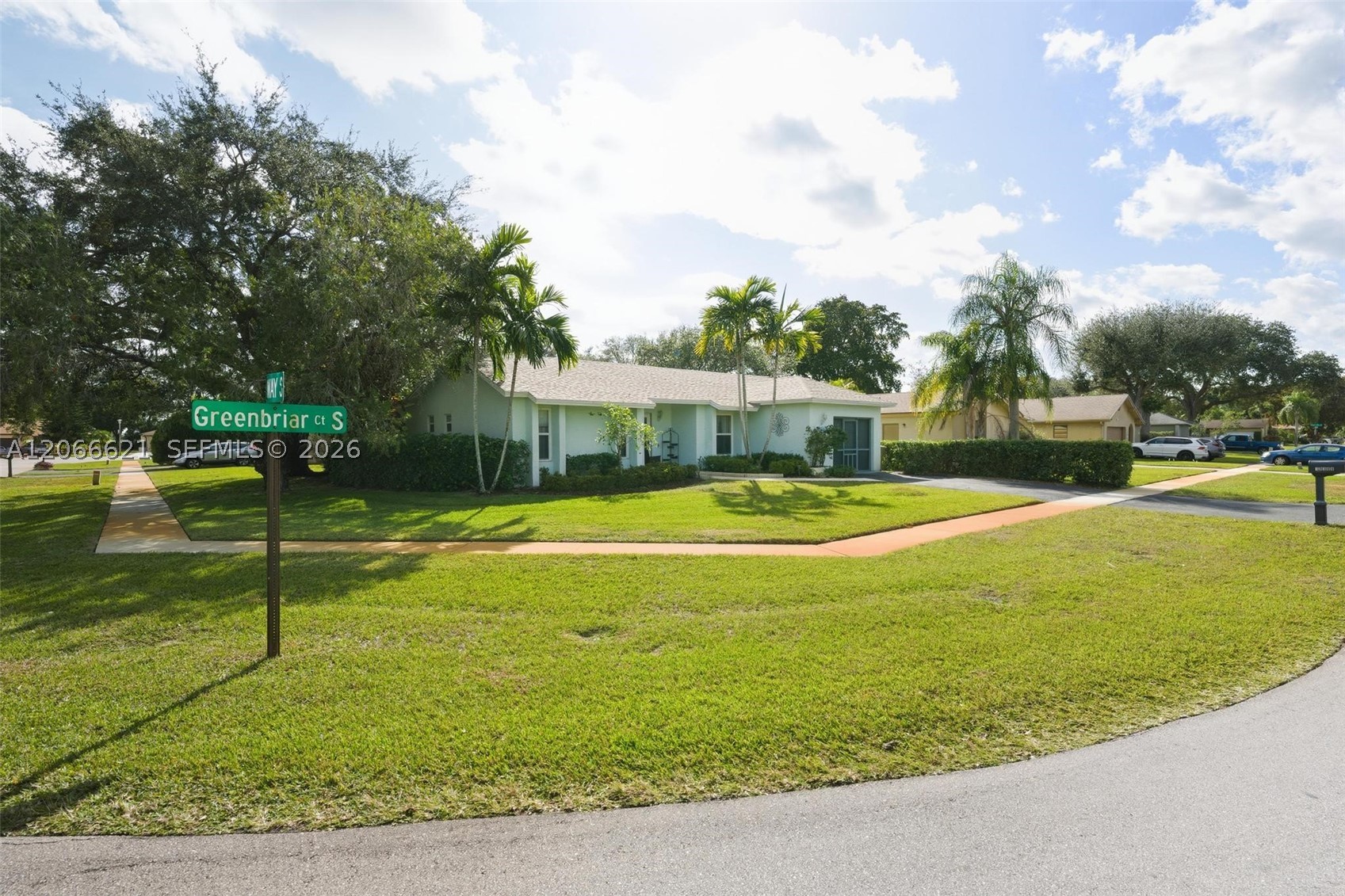 10308 Greenbriar Ct, Boca Raton FL 33498