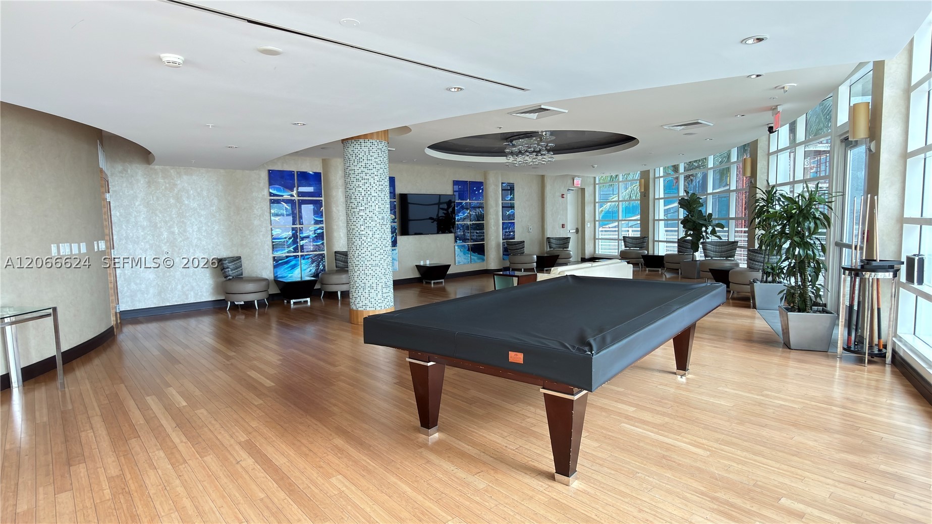 244 Biscayne Blvd #808, Miami FL 33132