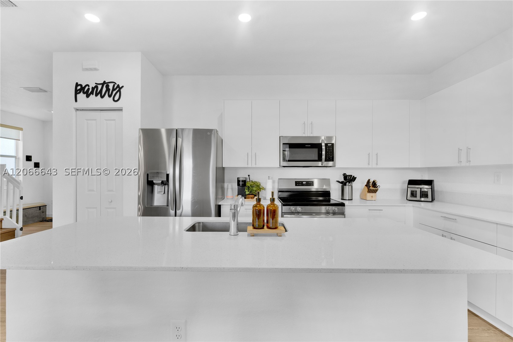 2444 SE 24th Ave, Homestead FL 33035