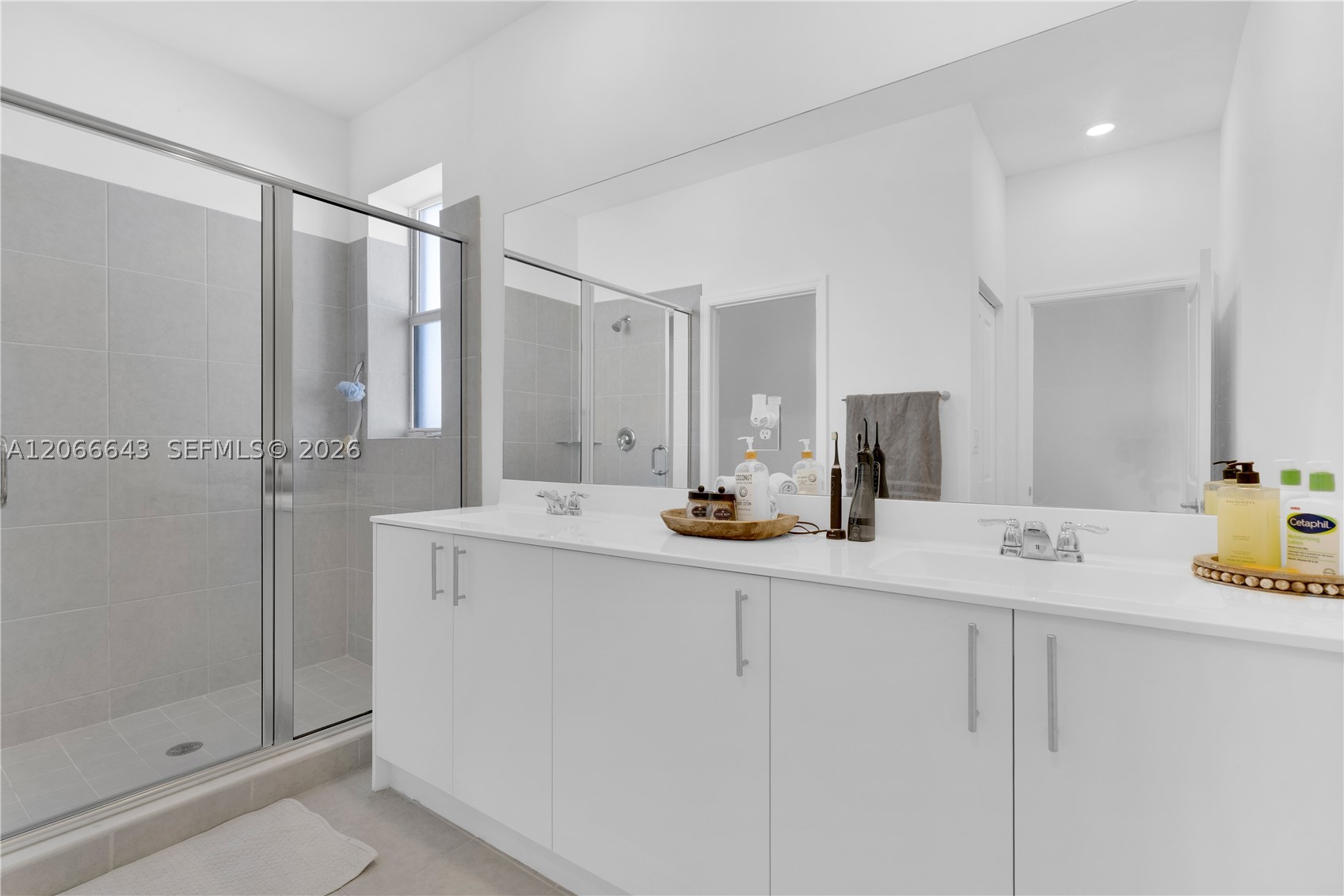 2444 SE 24th Ave, Homestead FL 33035