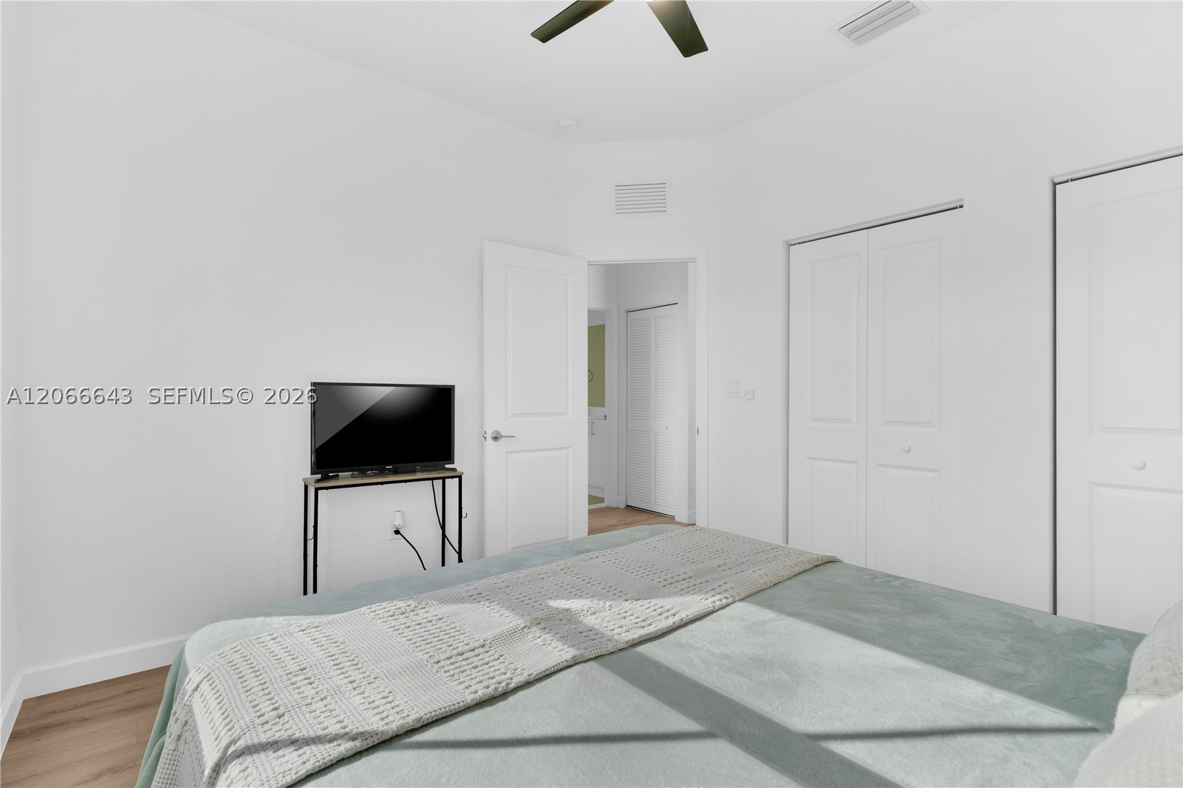2444 SE 24th Ave, Homestead FL 33035
