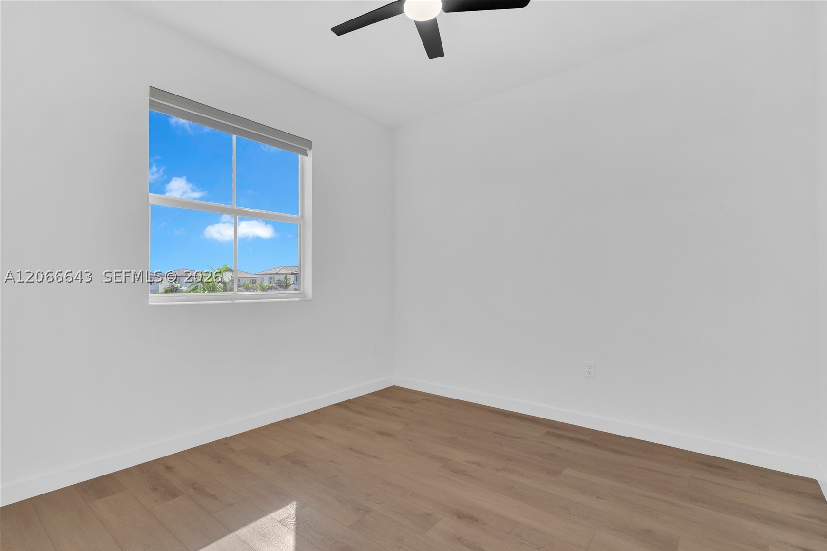 2444 SE 24th Ave, Homestead FL 33035