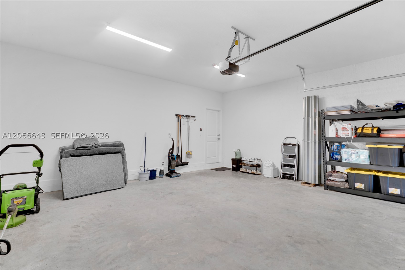 2444 SE 24th Ave, Homestead FL 33035