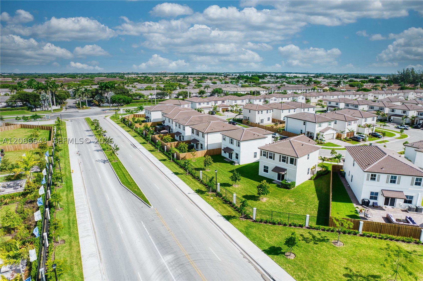 2444 SE 24th Ave, Homestead FL 33035