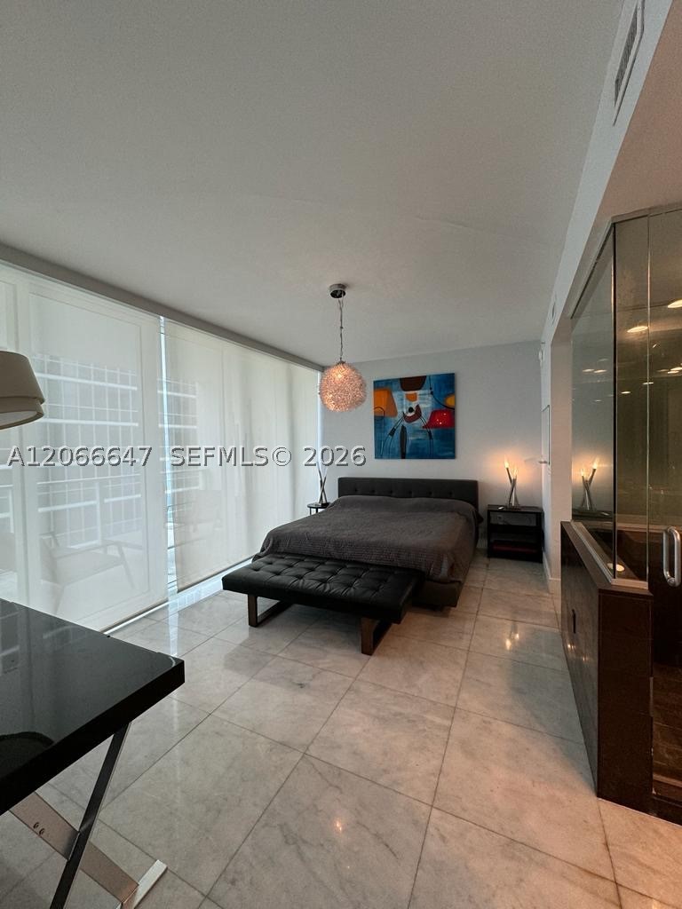 1040 Biscayne Blvd #1505, Miami FL 33132