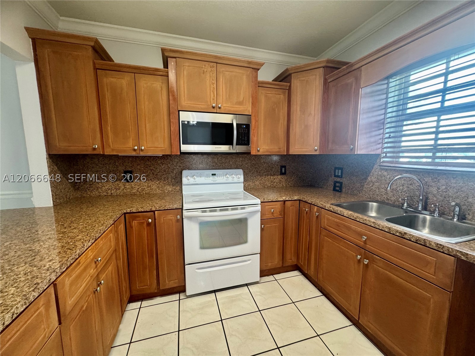 8380 NW 103rd St #105G, Hialeah Gardens FL 33016