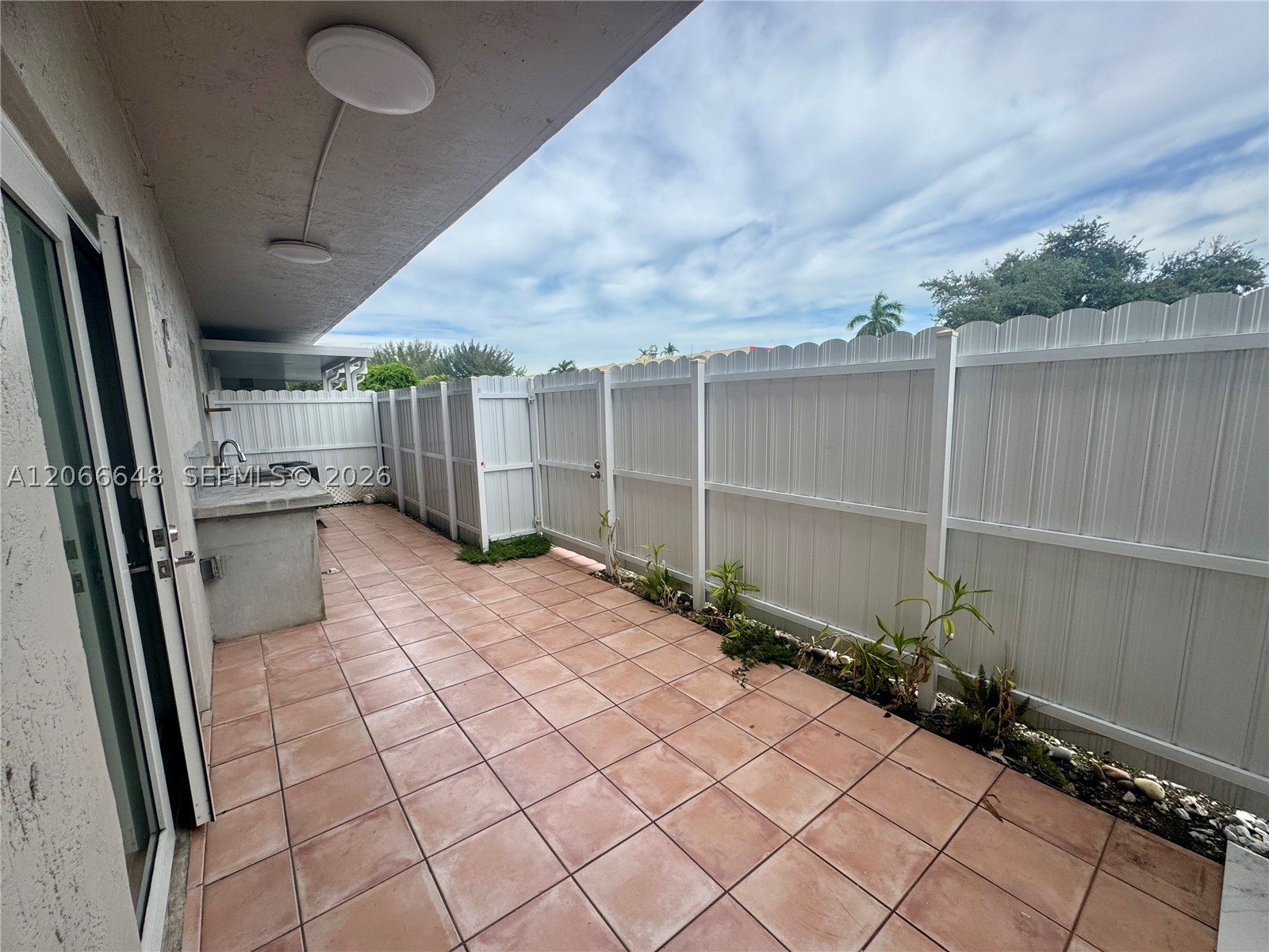 8380 NW 103rd St #105G, Hialeah Gardens FL 33016