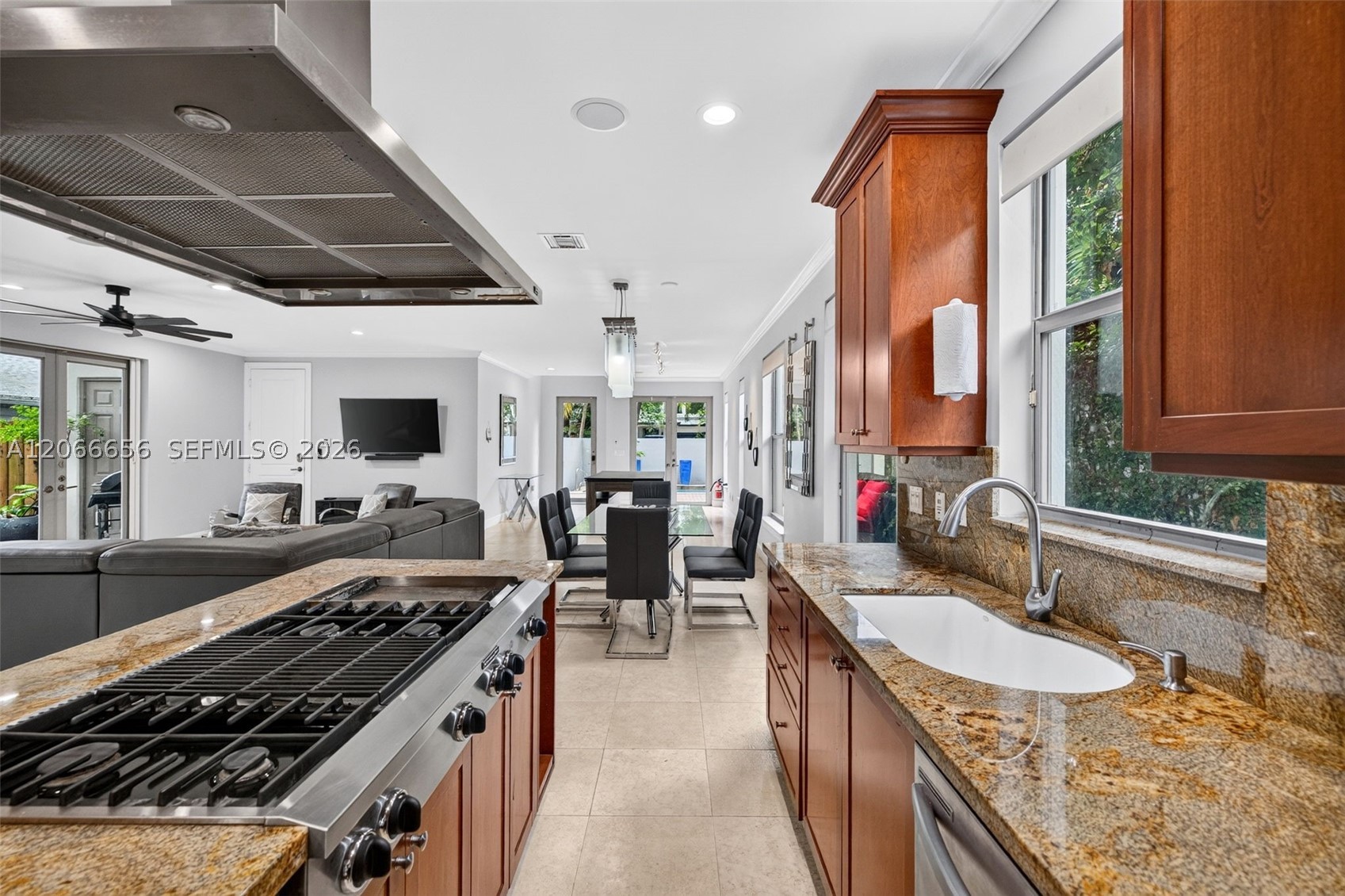 125 NE 16th Ter #0, Fort Lauderdale FL 33301