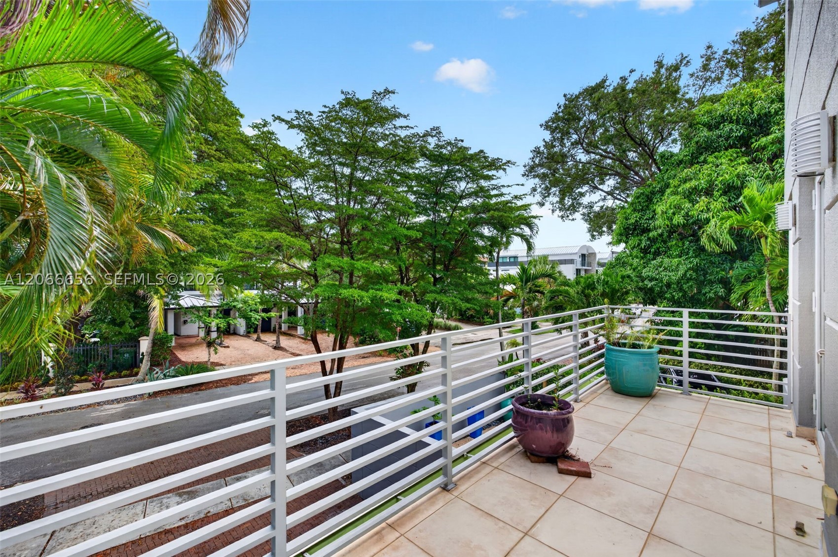 125 NE 16th Ter #0, Fort Lauderdale FL 33301