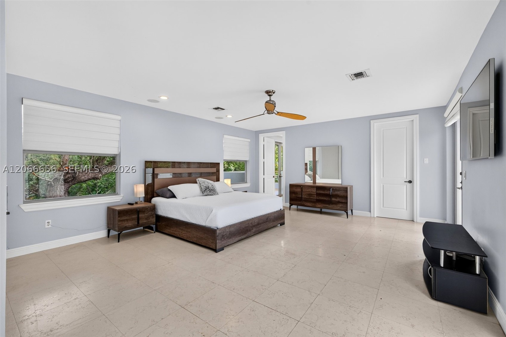 125 NE 16th Ter #0, Fort Lauderdale FL 33301