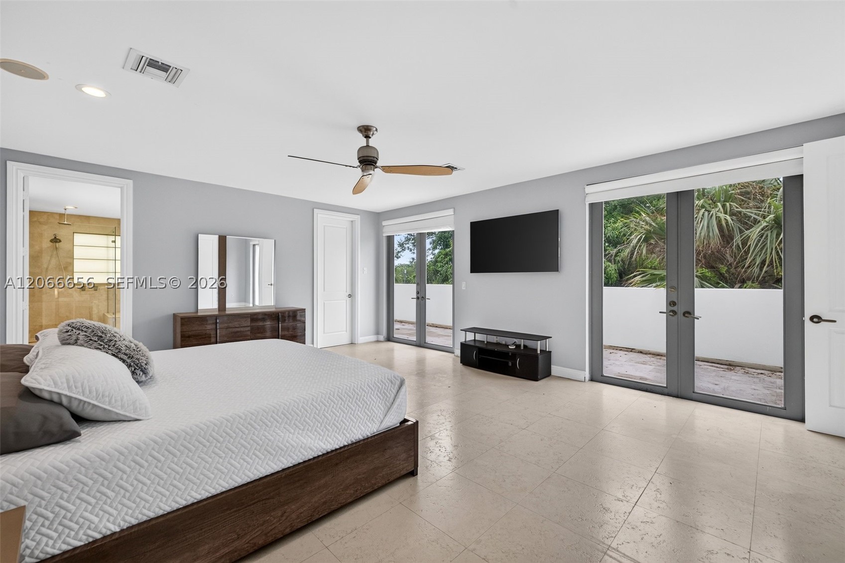 125 NE 16th Ter #0, Fort Lauderdale FL 33301