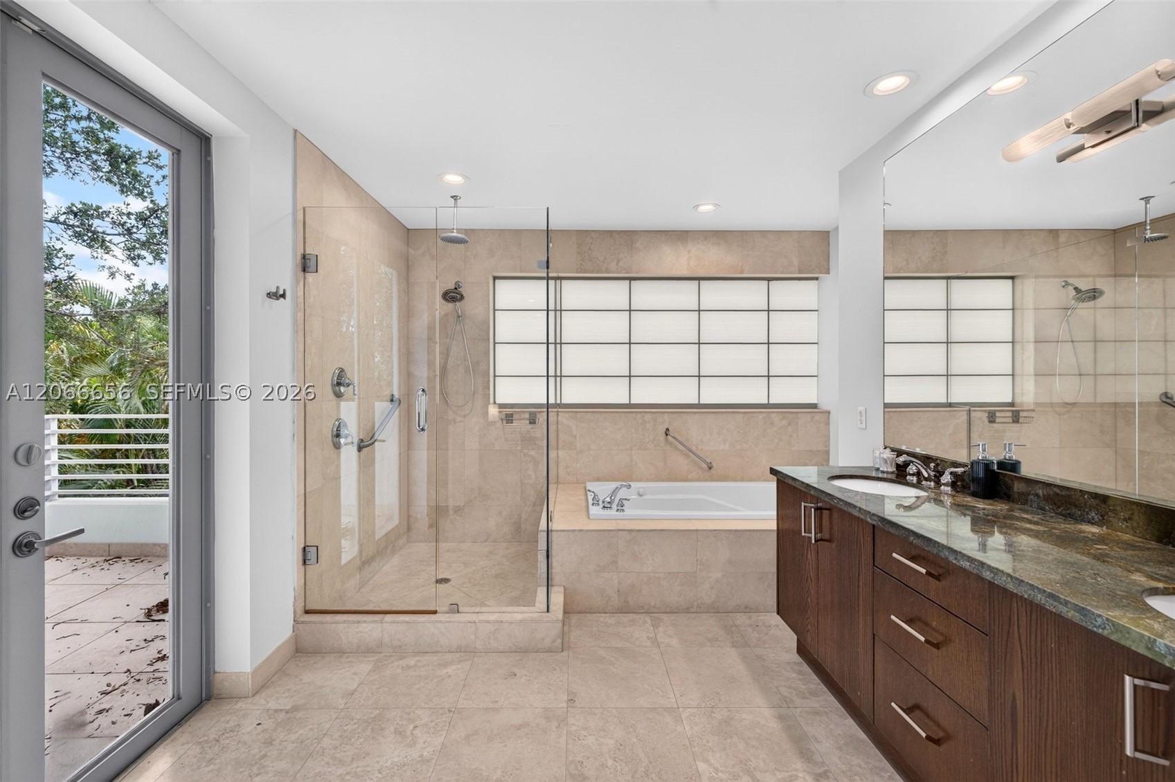 125 NE 16th Ter #0, Fort Lauderdale FL 33301