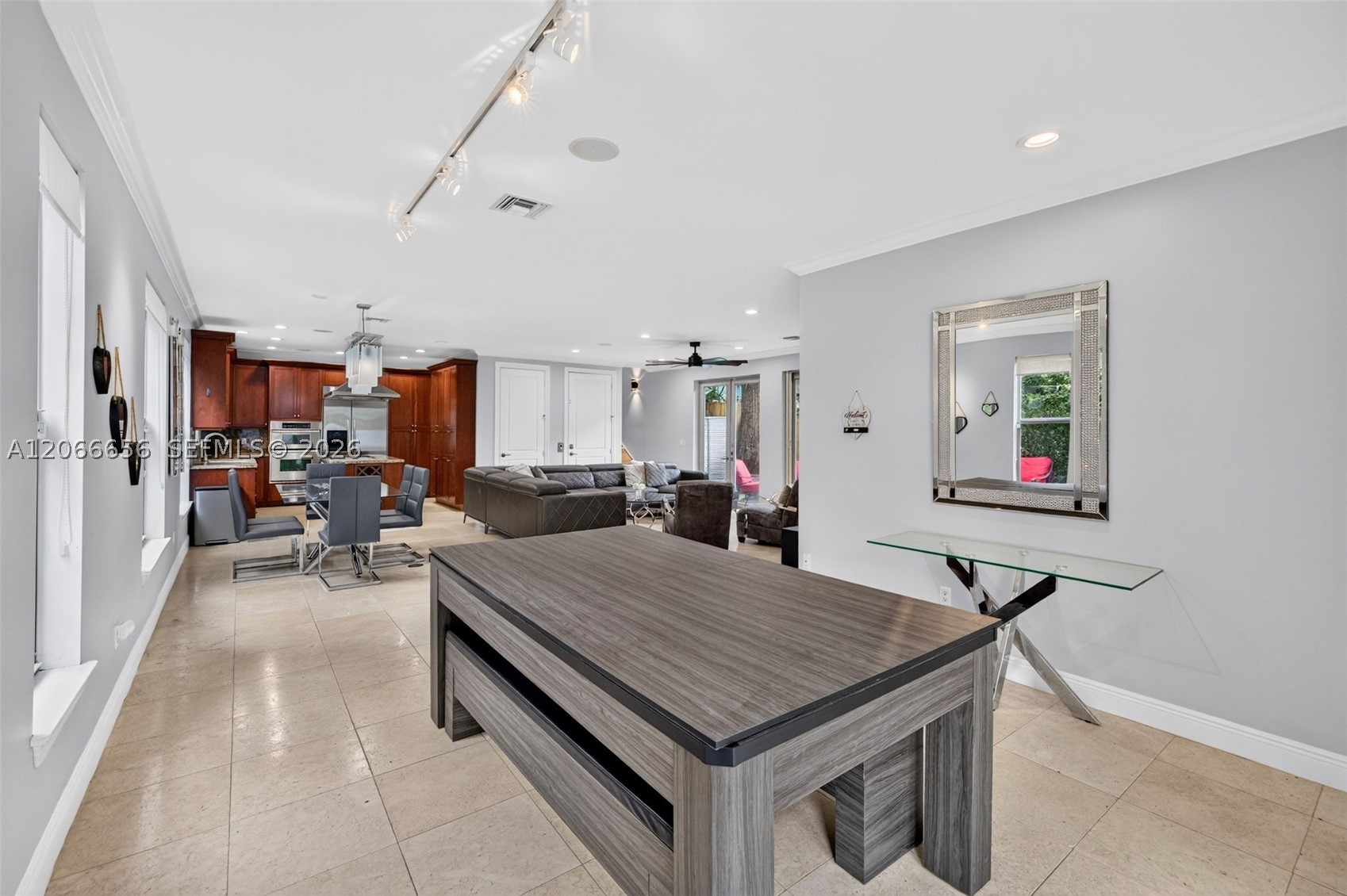 125 NE 16th Ter #0, Fort Lauderdale FL 33301