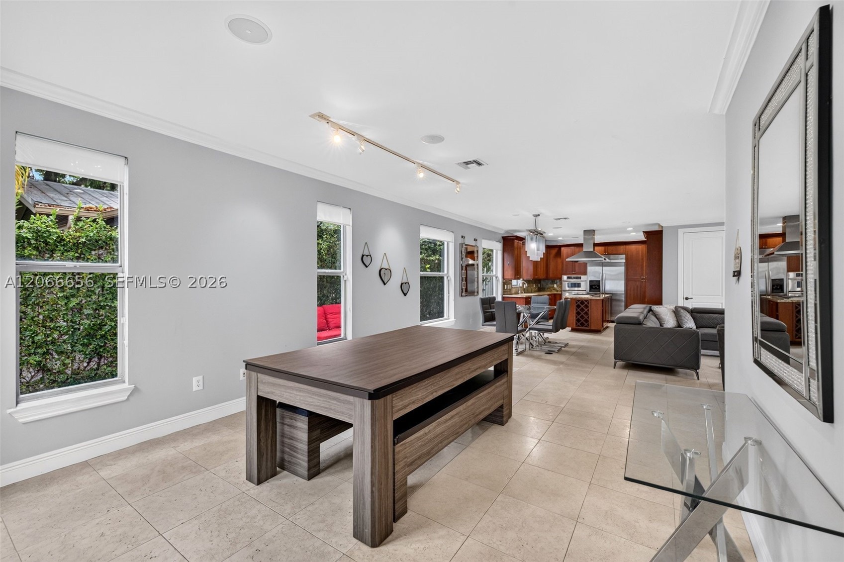 125 NE 16th Ter #0, Fort Lauderdale FL 33301