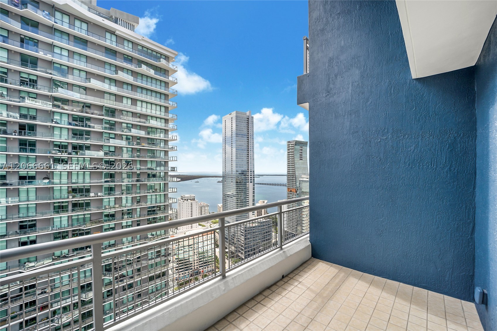 60 SW 13 ST #4208, Miami FL 33130