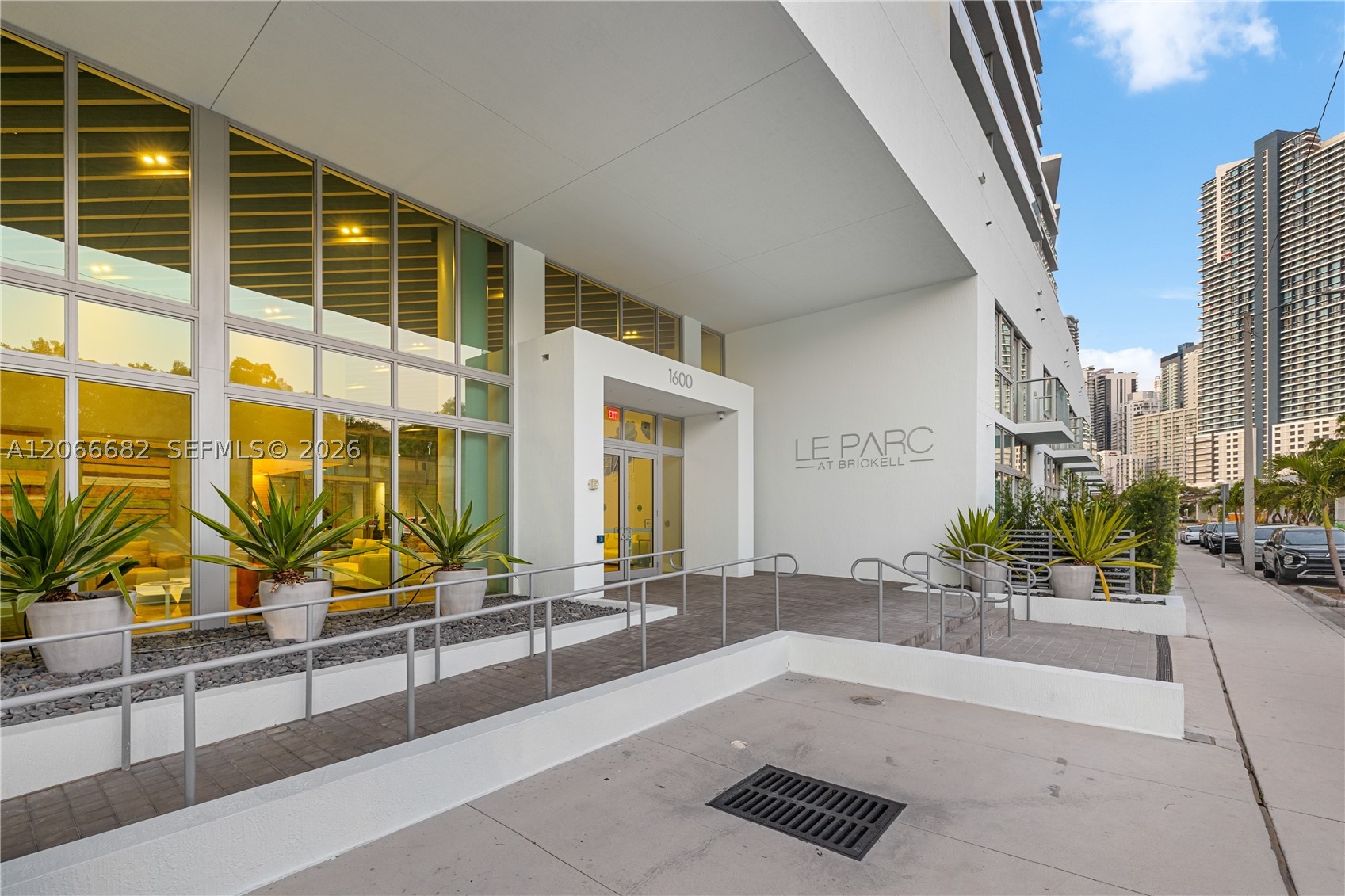 1600 SW 1st Ave #307, Miami FL 33129