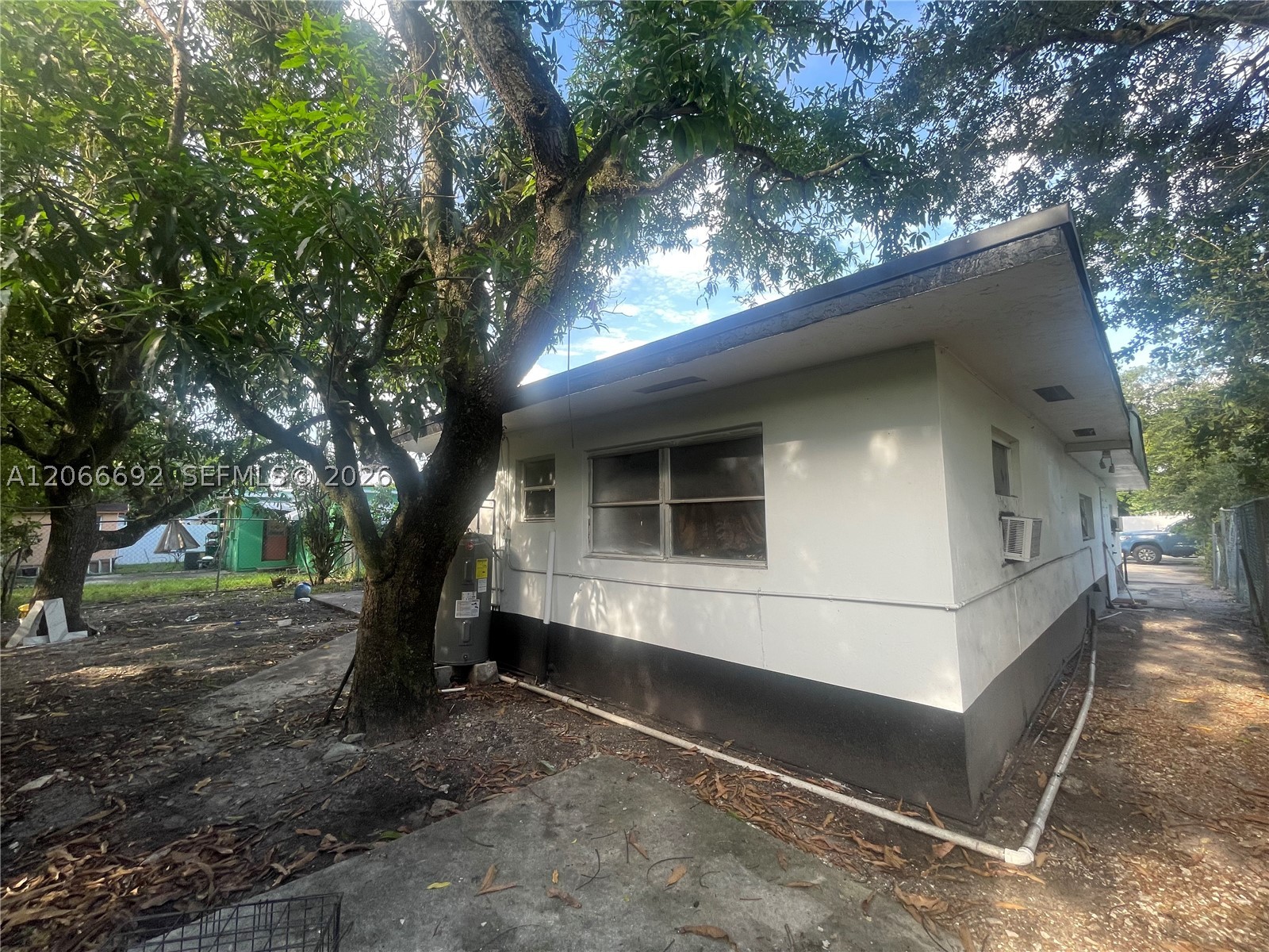 14241 NW 23rd Pl, Opa Locka FL 33054