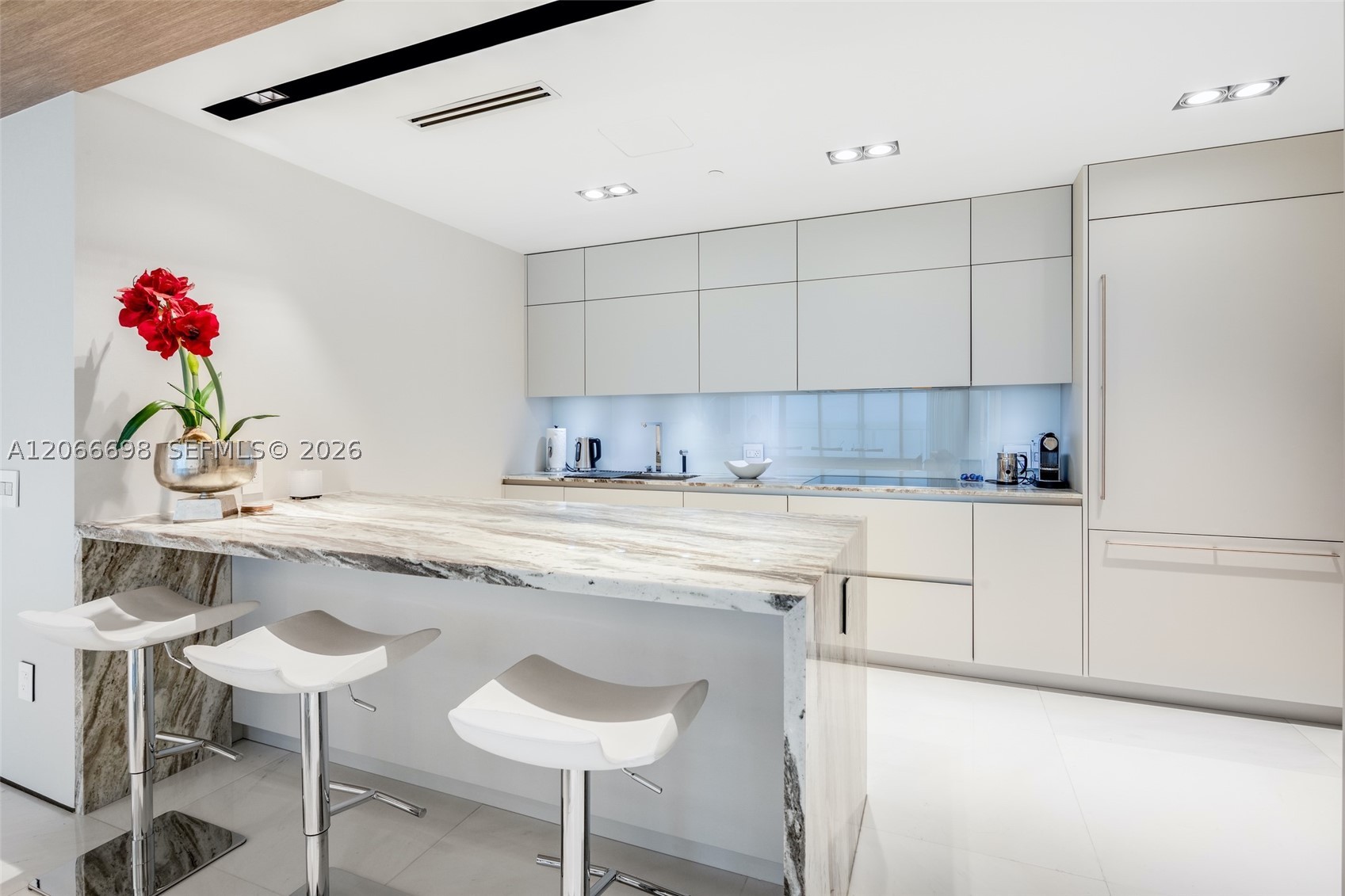 360 Ocean Dr #804S, Key Biscayne FL 33149