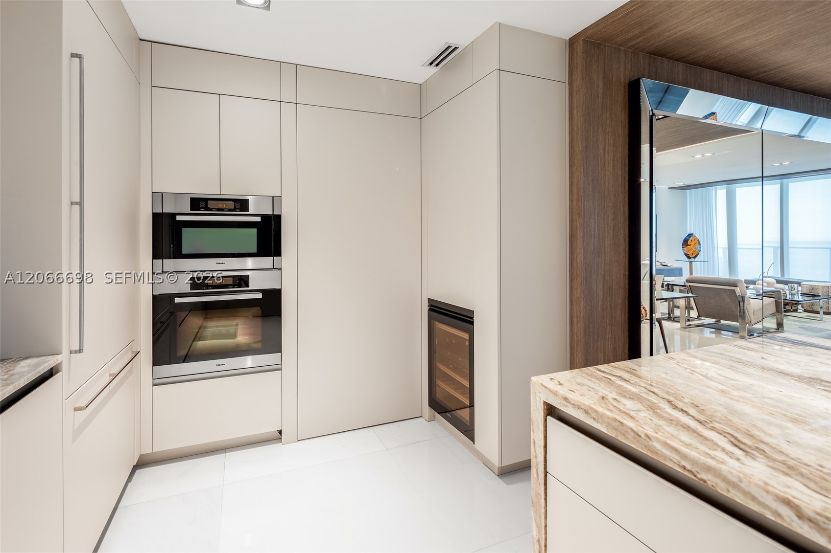 360 Ocean Dr #804S, Key Biscayne FL 33149