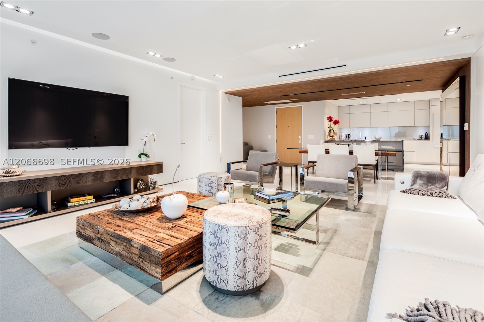 360 Ocean Dr #804S, Key Biscayne FL 33149