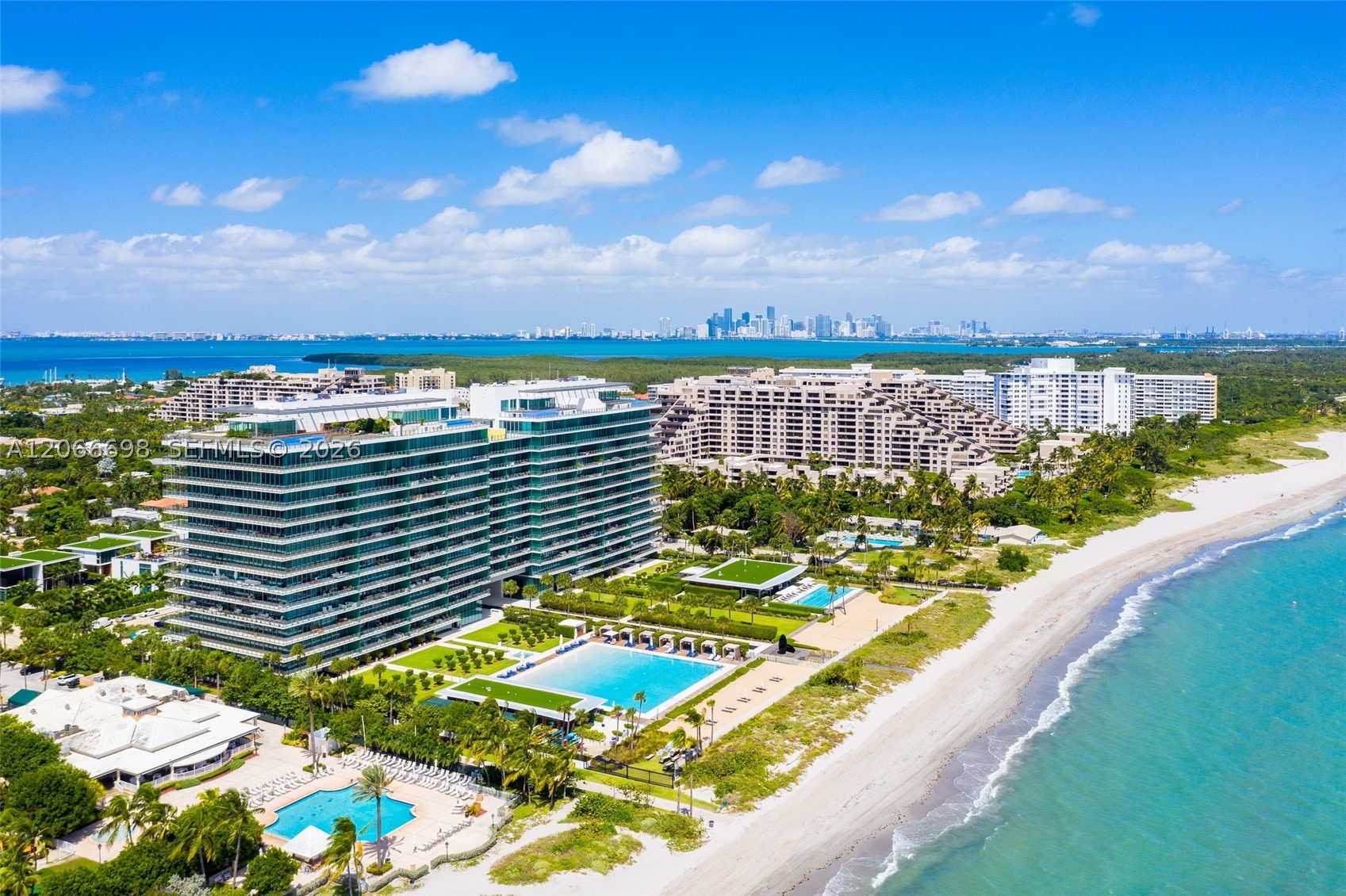 360 Ocean Dr #804S, Key Biscayne FL 33149