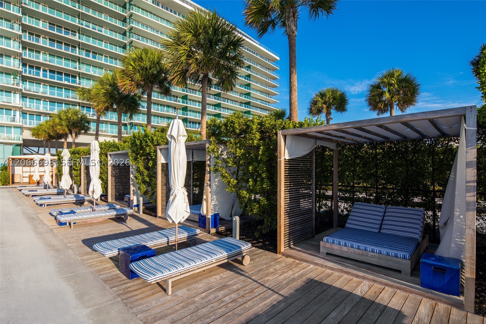 360 Ocean Dr #804S, Key Biscayne FL 33149