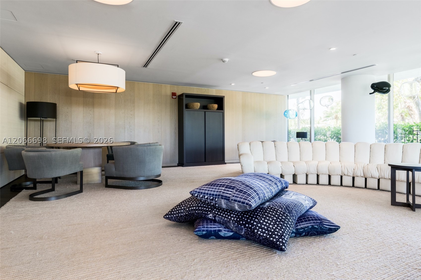 360 Ocean Dr #804S, Key Biscayne FL 33149