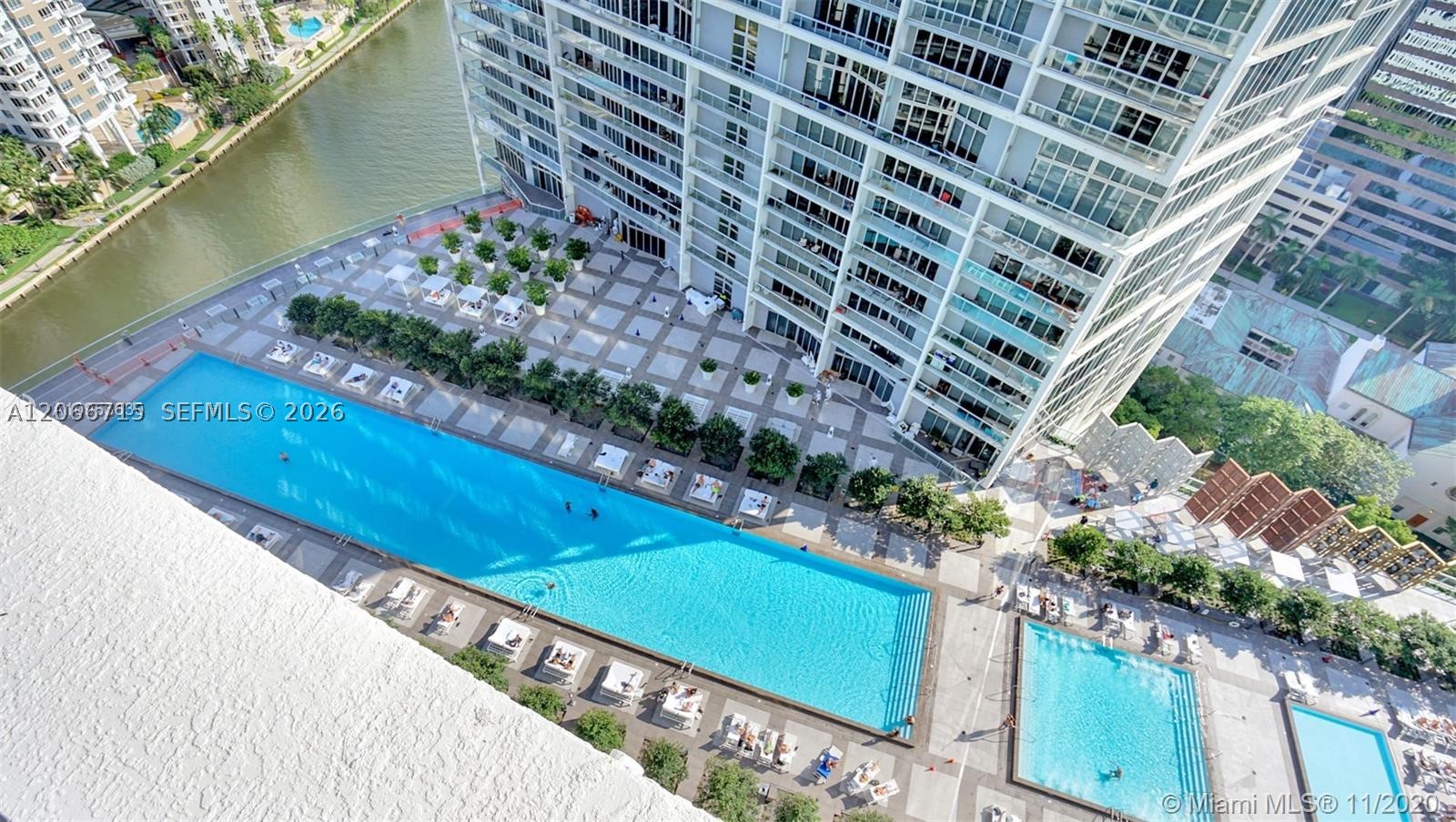475 Brickell Ave #2511, Miami FL 33131