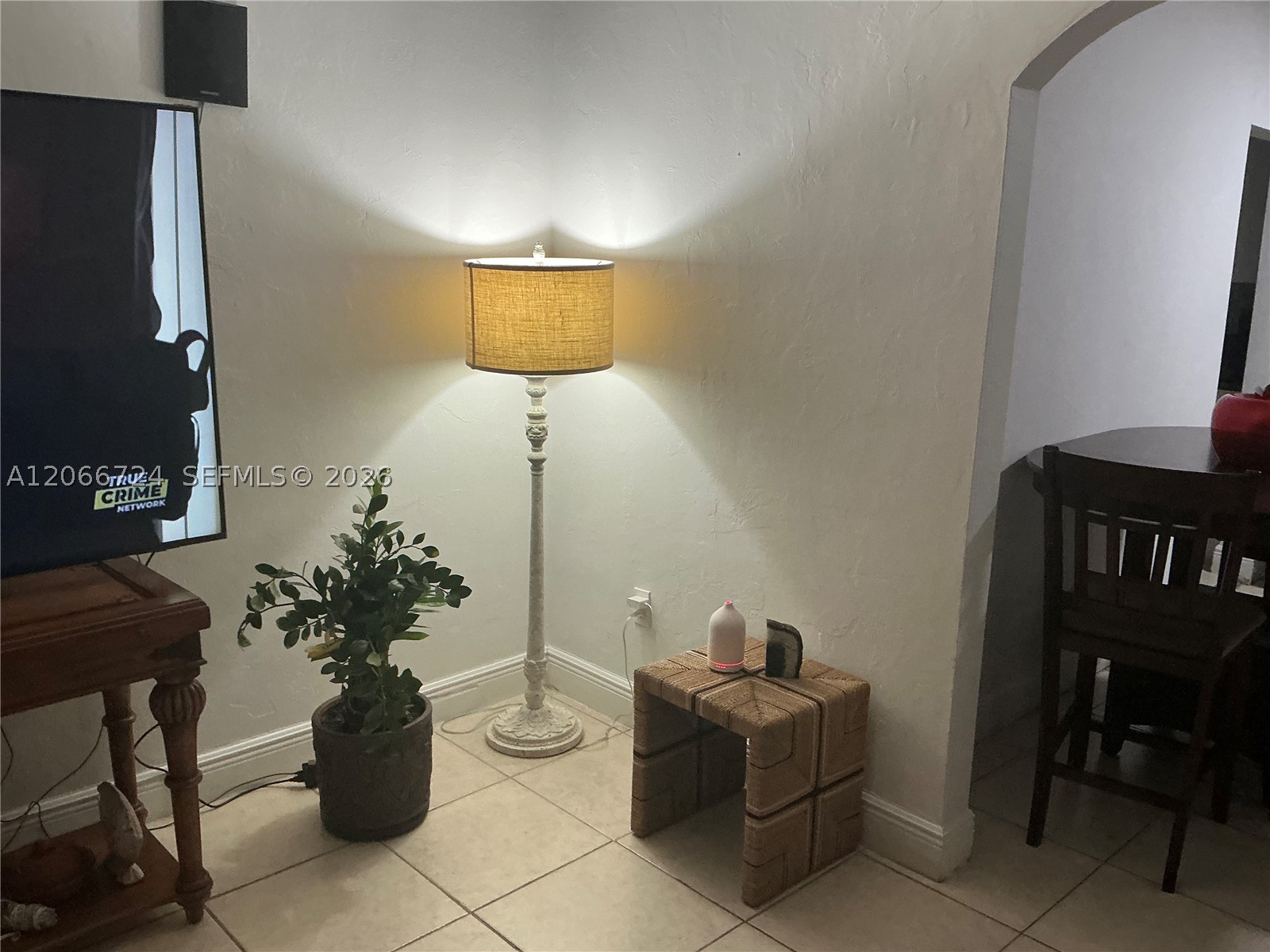 1855 NW 32nd St, Miami FL 33142