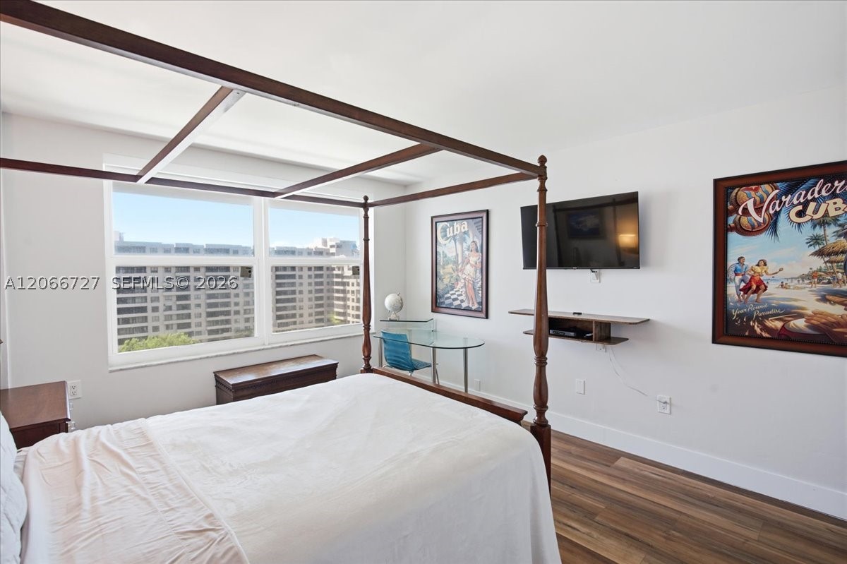 199 Ocean Lane Dr #1207, Key Biscayne FL 33149