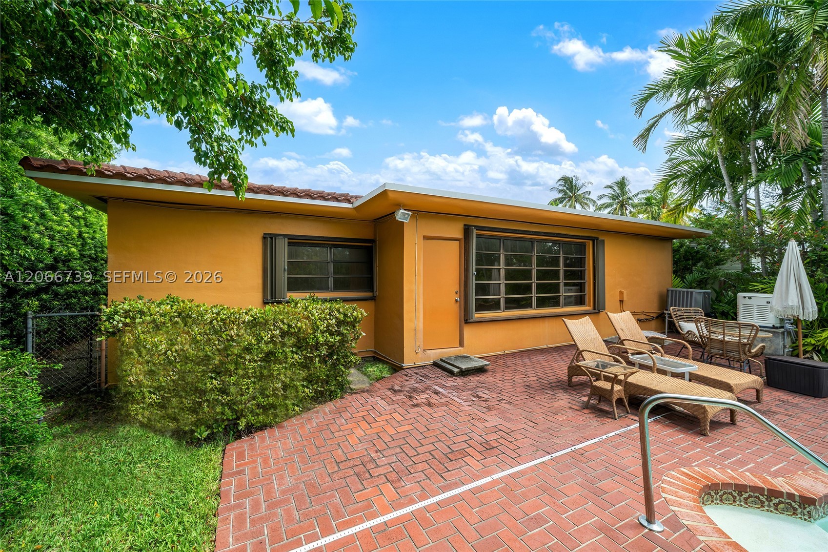 1860 Cleveland Rd, Miami Beach FL 33141