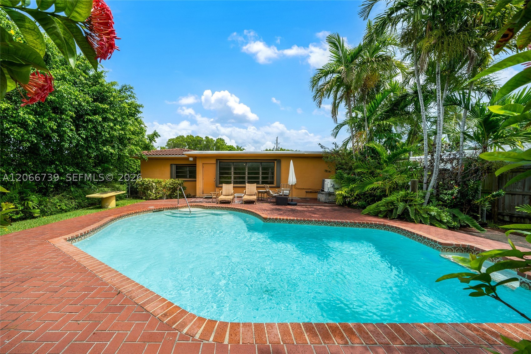 1860 Cleveland Rd, Miami Beach FL 33141