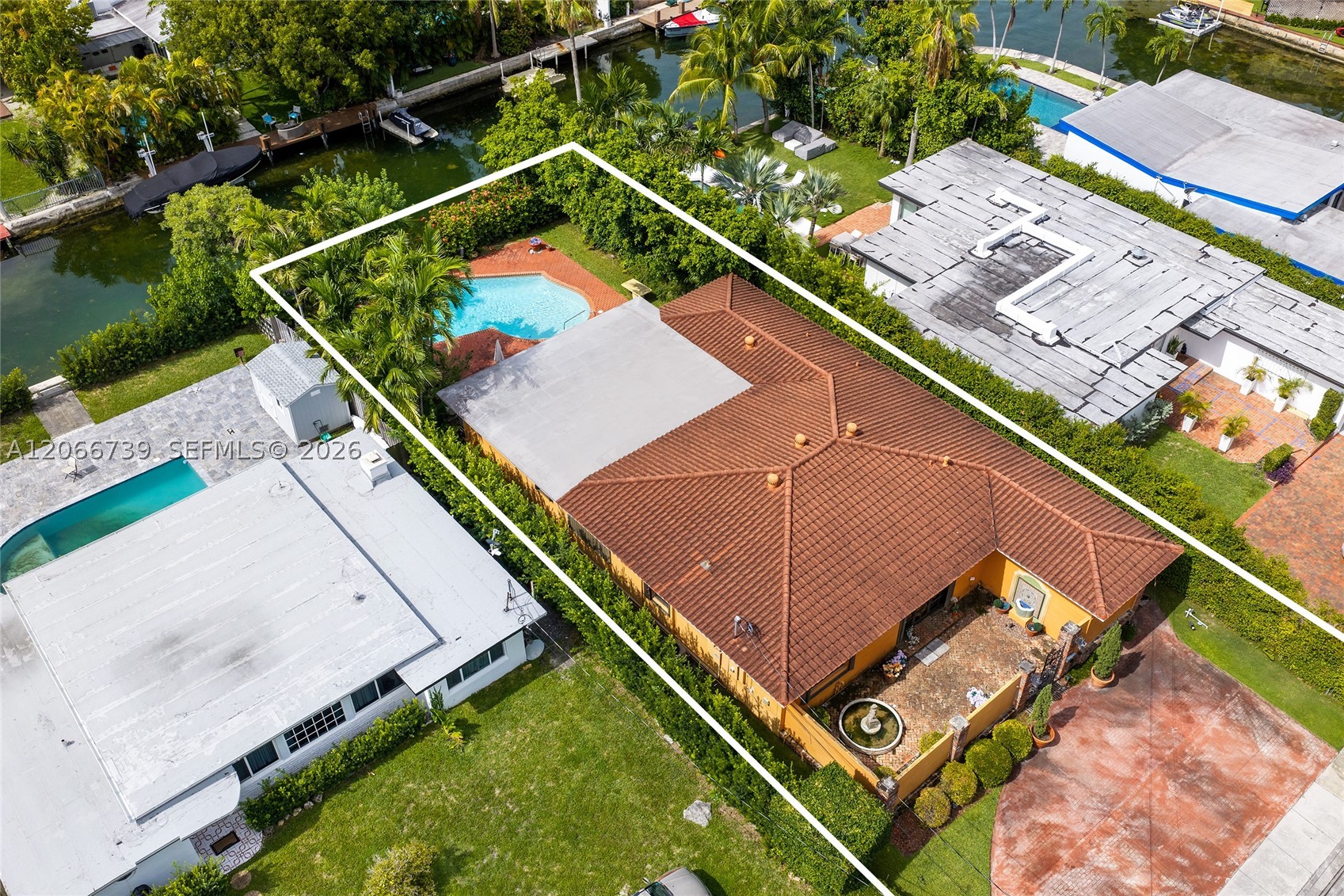 1860 Cleveland Rd, Miami Beach FL 33141