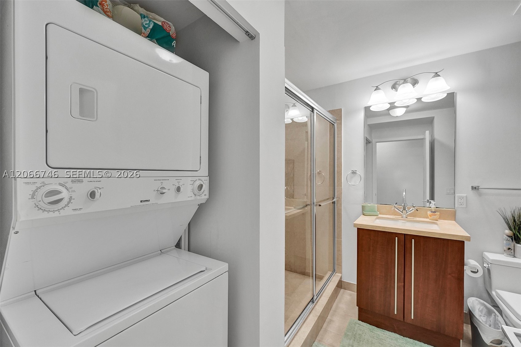 79 SW 12th St #3608-S, Miami FL 33130
