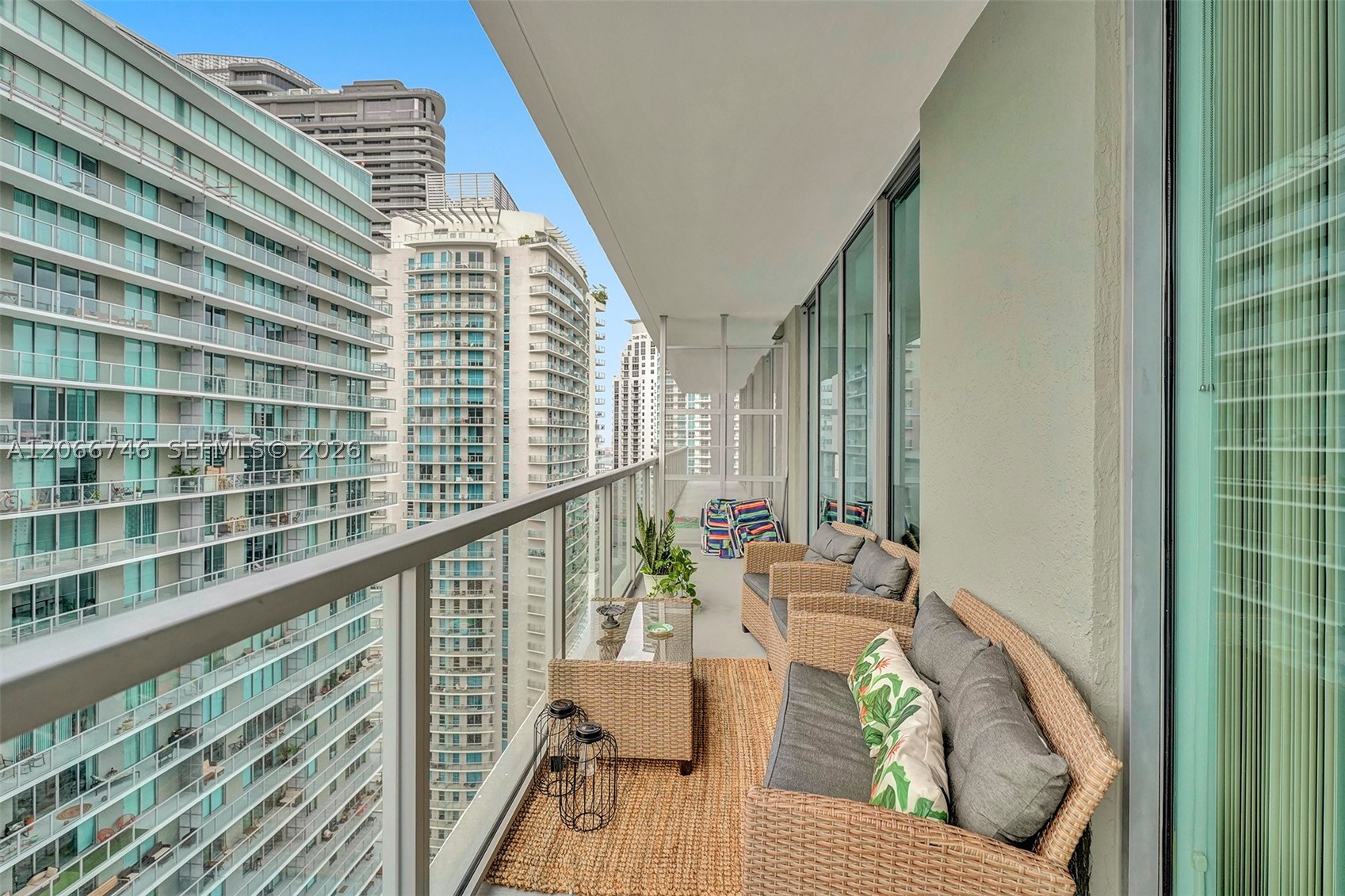 79 SW 12th St #3608-S, Miami FL 33130