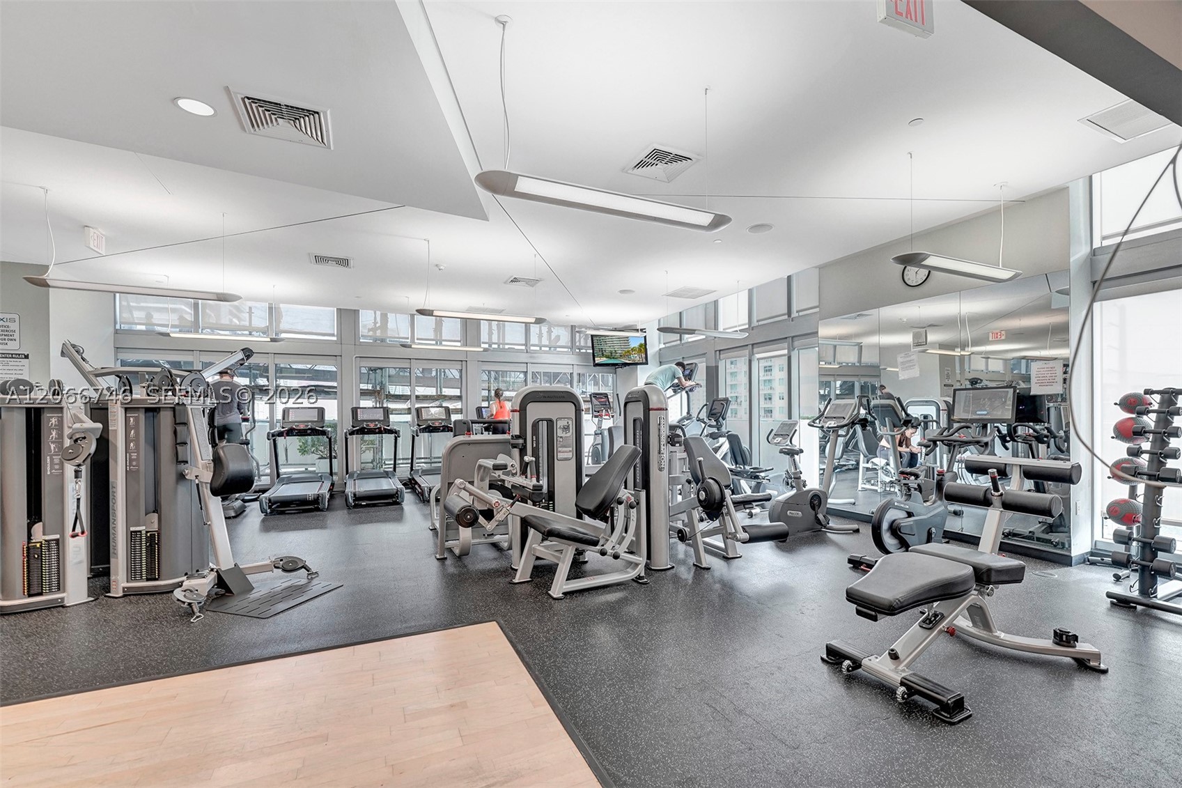 79 SW 12th St #3608-S, Miami FL 33130