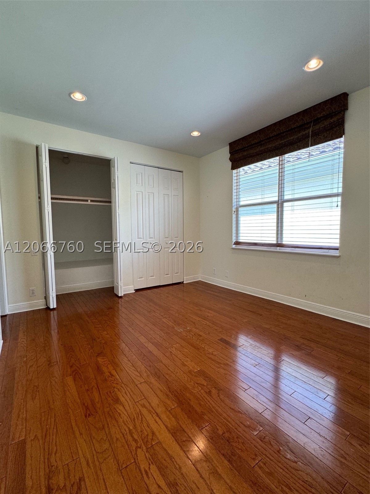 891 Captiva Dr, Hollywood FL 33019
