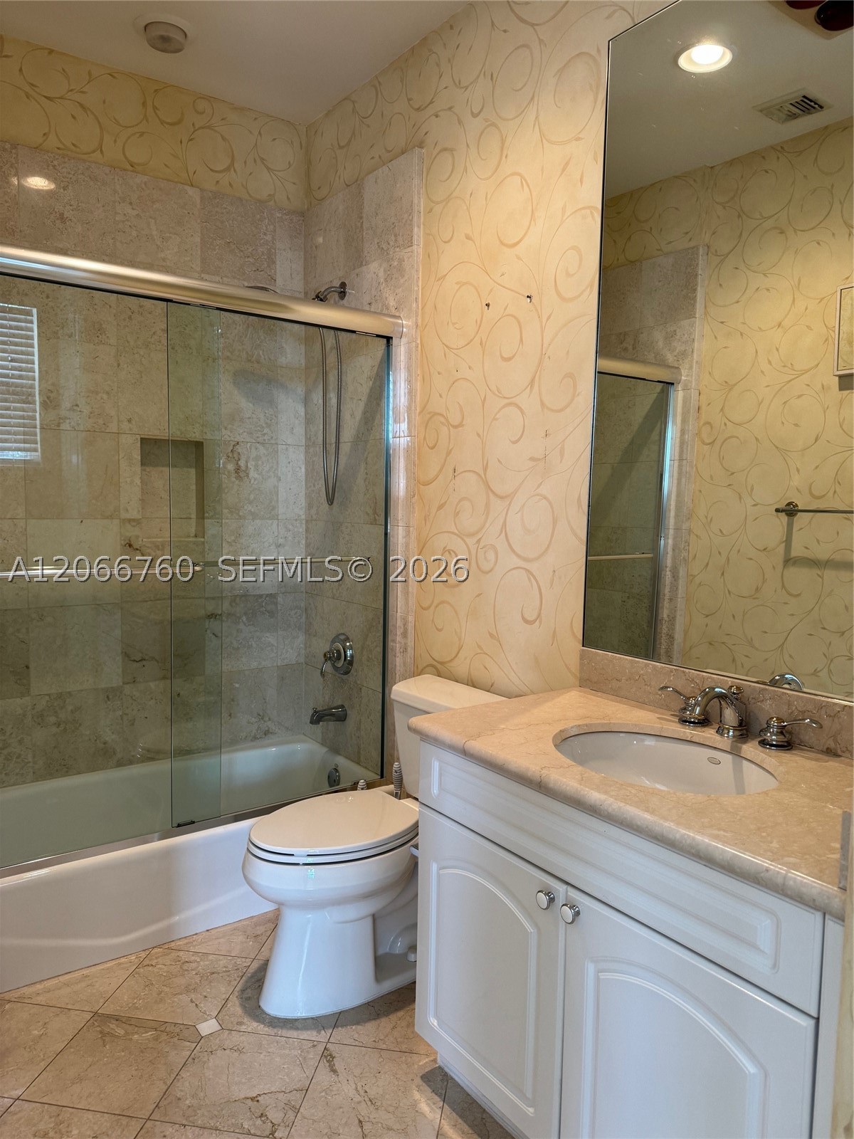 891 Captiva Dr, Hollywood FL 33019